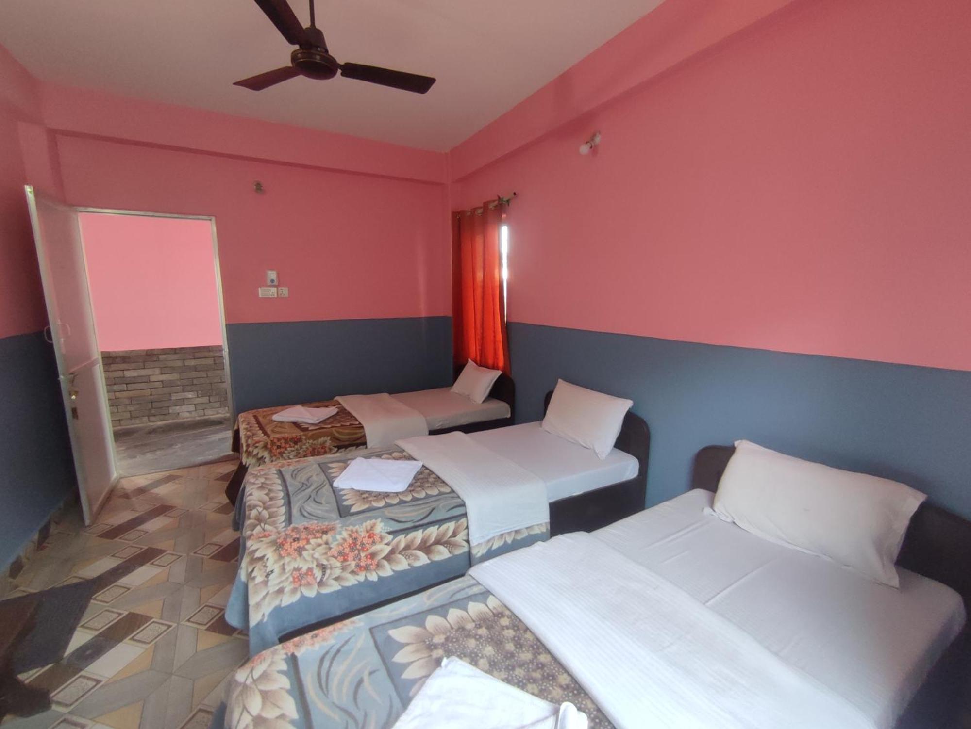 Krishna Inn Pokhara Exterior photo