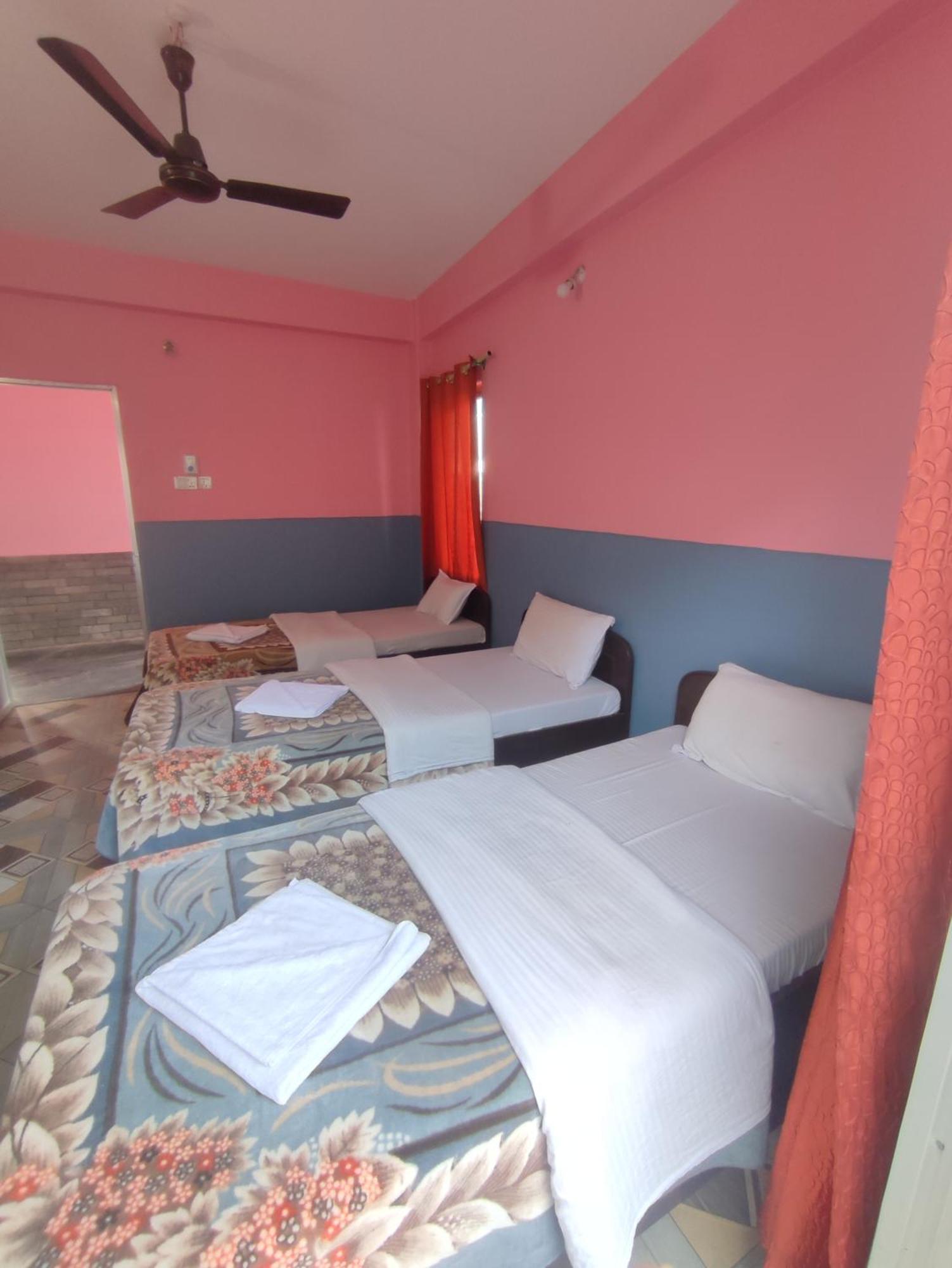 Krishna Inn Pokhara Exterior photo