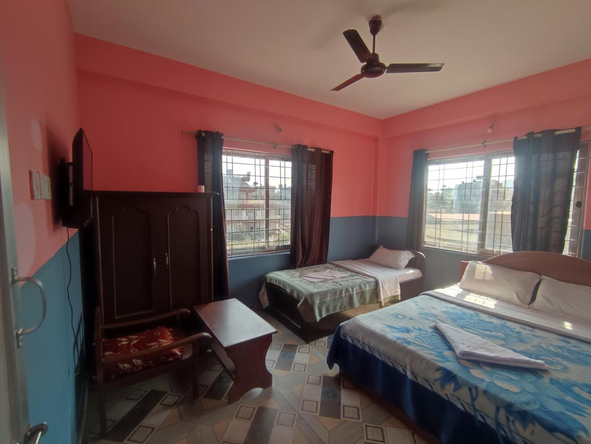 Krishna Inn Pokhara Exterior photo