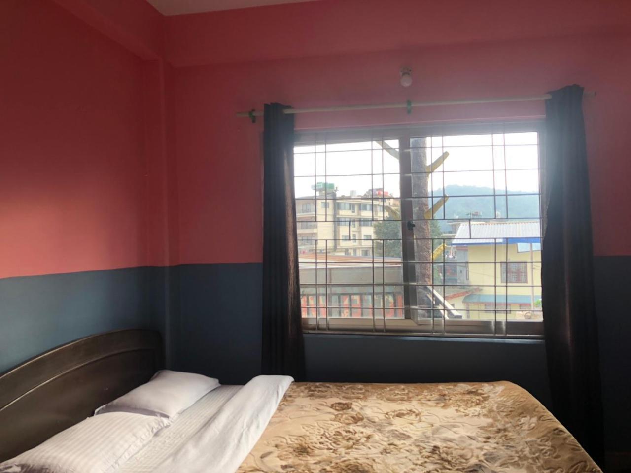 Krishna Inn Pokhara Exterior photo