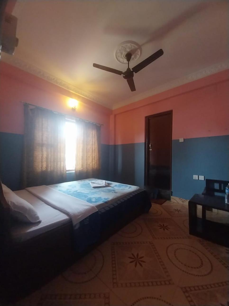 Krishna Inn Pokhara Exterior photo